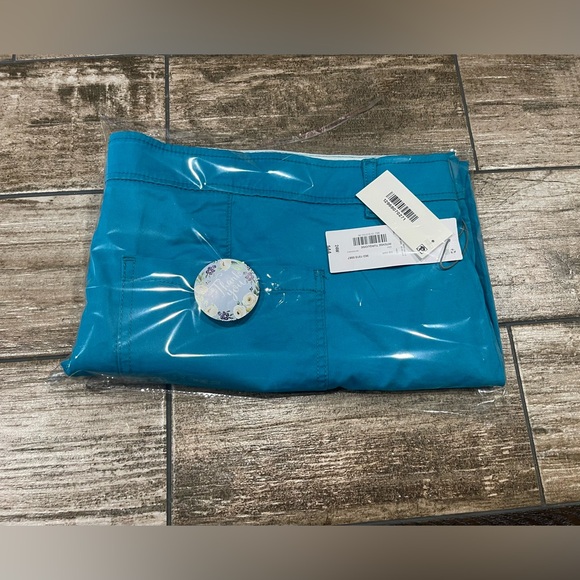 🩵LIZ CLAIBORNE Flexi-Fit Waistband Turquoise Cotton Shorts Plus Size 24W NWT🩵 - Picture 9 of 9